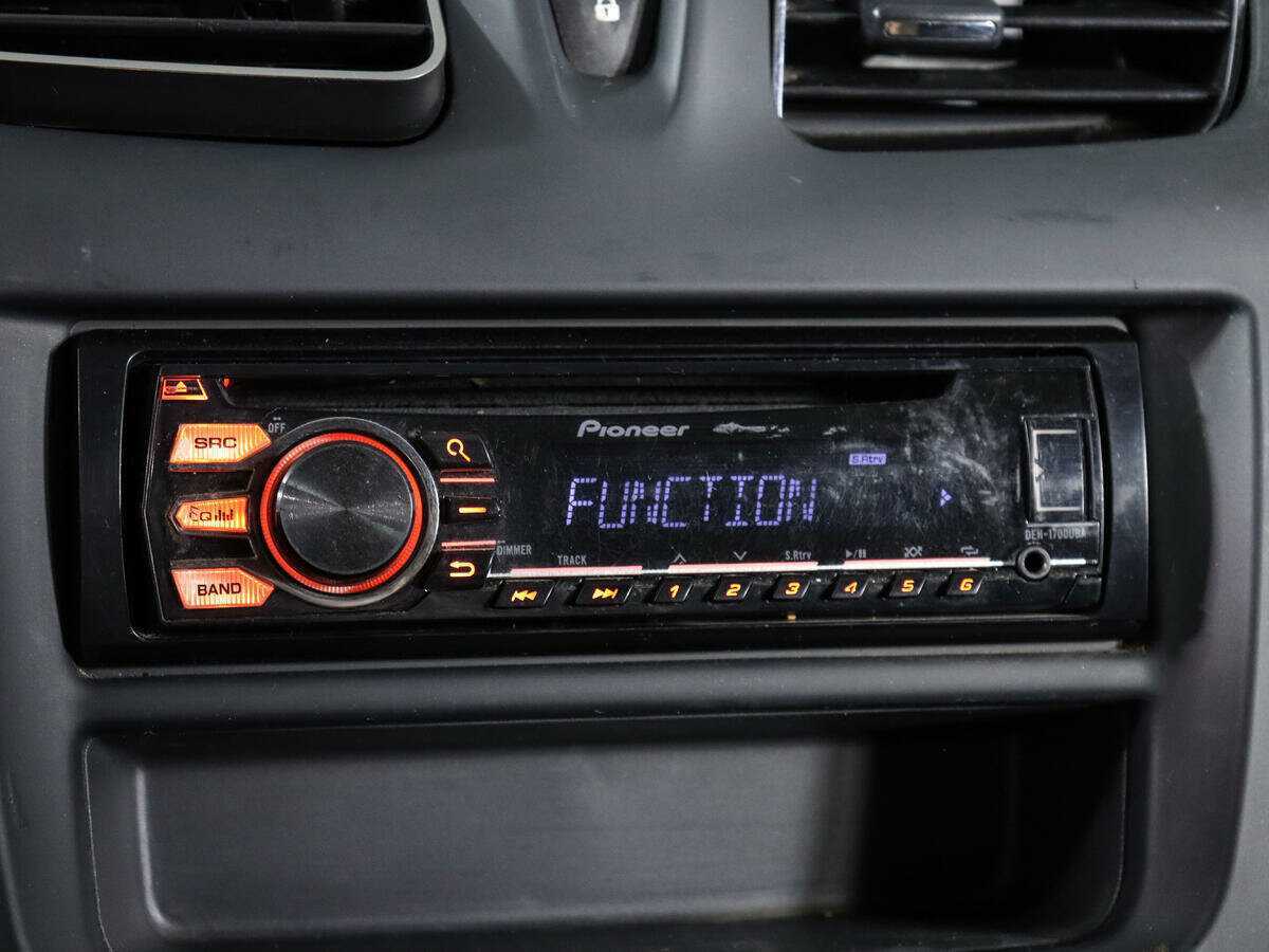 Renault Sandero 2015 года с пробегом. Фото: #18