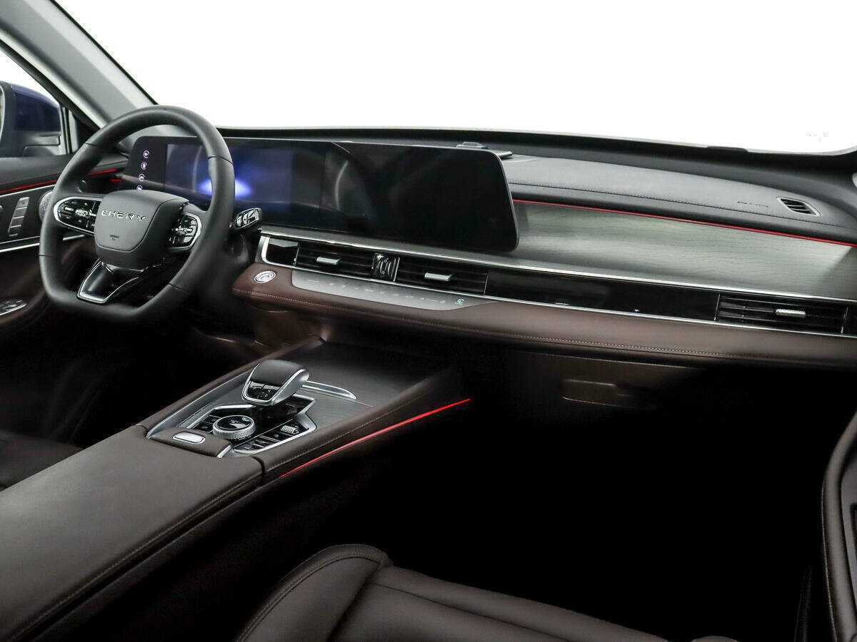 Chery Tiggo 8 Pro Max 2023 года с пробегом. Фото: #8