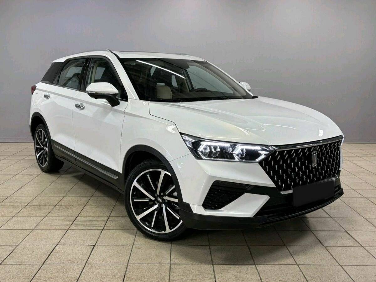 FAW Bestune T77 2023 года с пробегом. Фото: #2