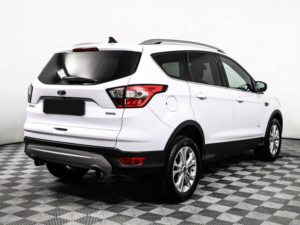 Ford Kuga 2017 года с пробегом. Фото: #4
