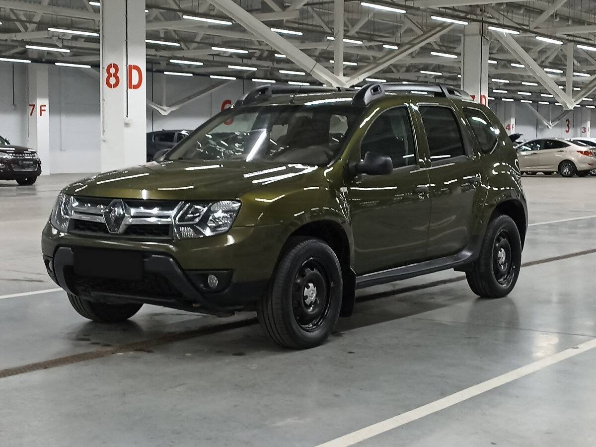 Renault Duster 2015 года с пробегом. Посмотреть фото