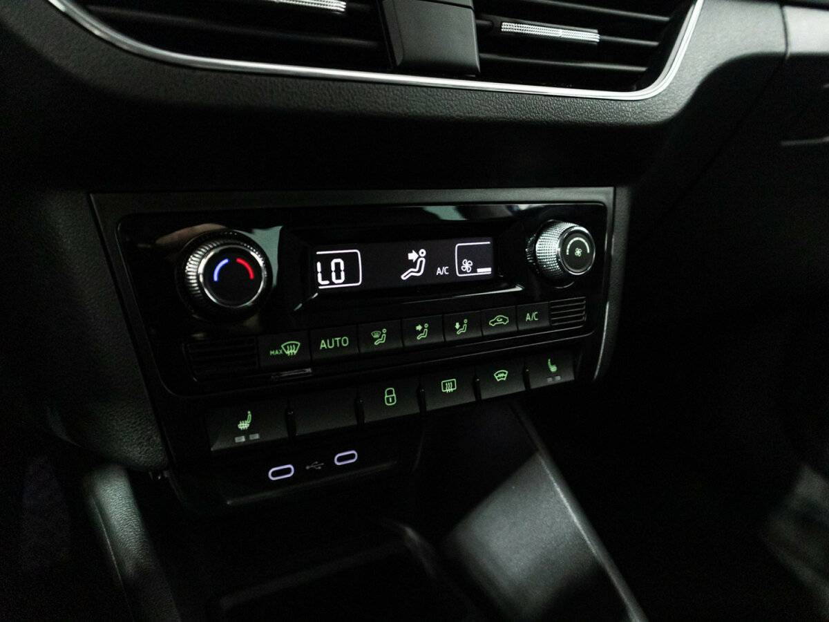 Skoda Rapid 2021 года с пробегом. Фото: #16