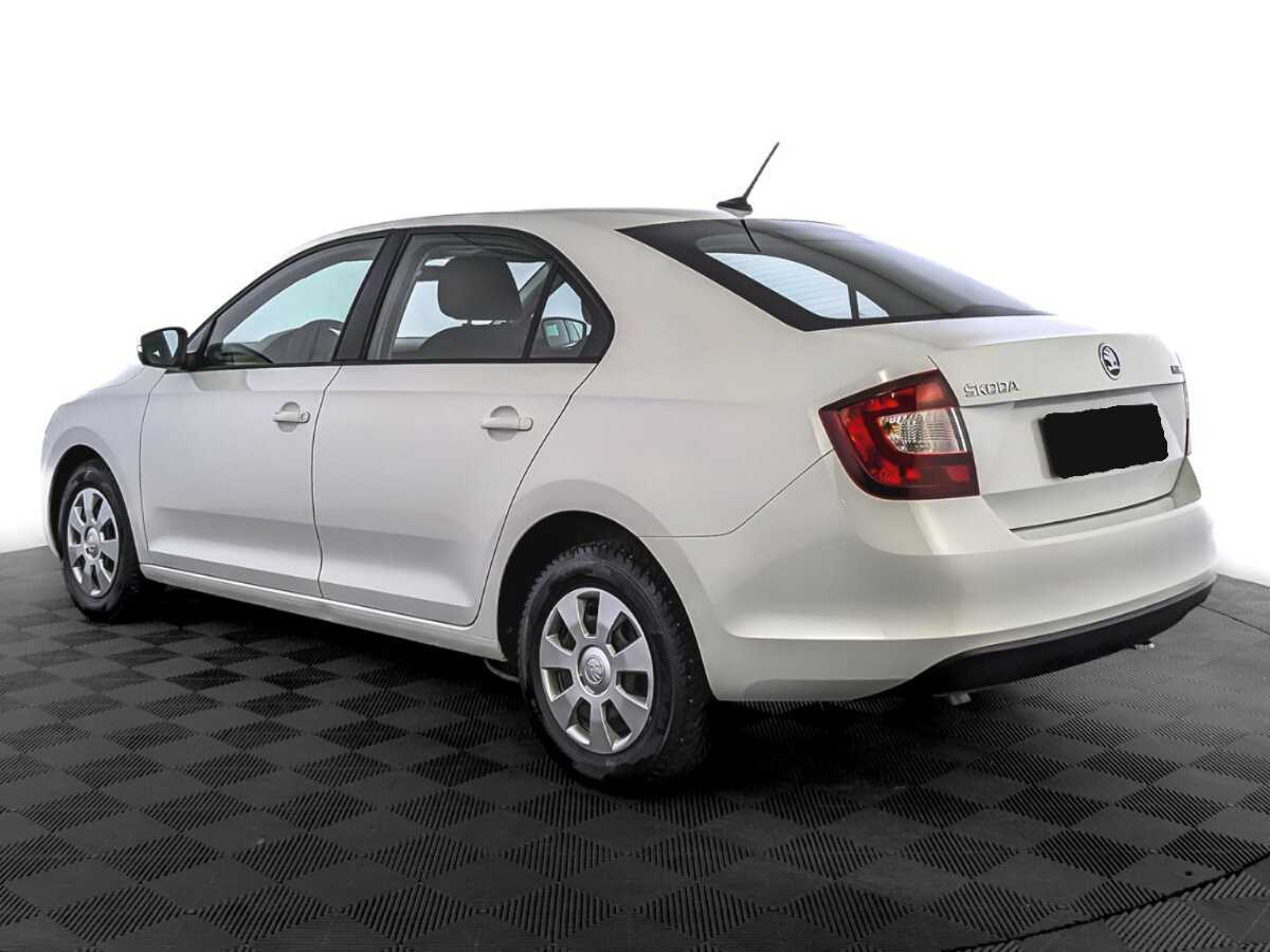 Skoda Rapid 2019 года с пробегом. Фото: #6