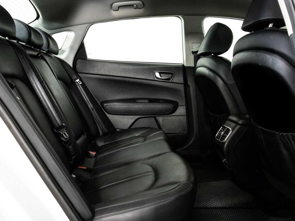 Kia Optima 2019 года с пробегом. Фото: #16