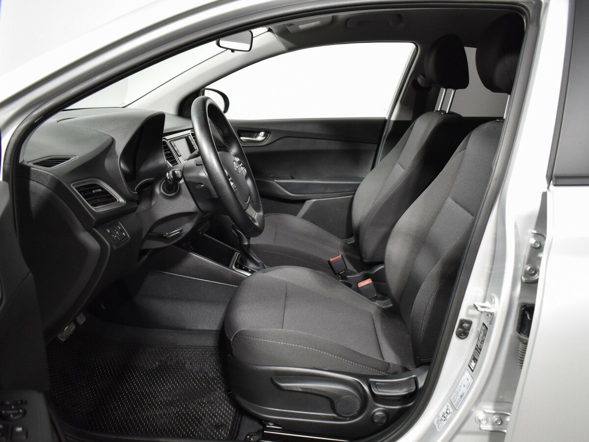 Hyundai Solaris 2020 года с пробегом. Фото: #9