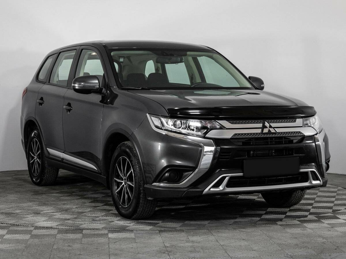 Mitsubishi Outlander 2019 года с пробегом. Фото: #2