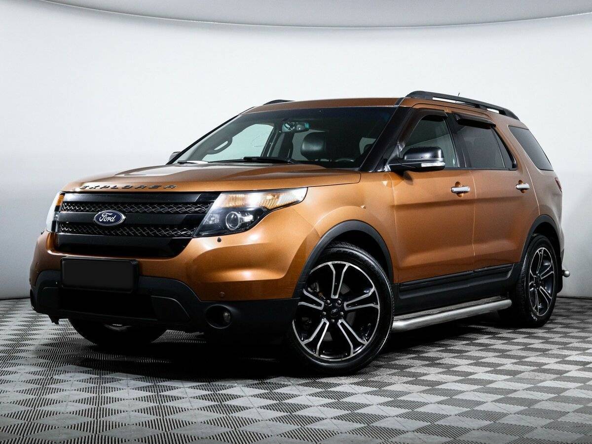 Ford Explorer 2013 года с пробегом. Фото: #0