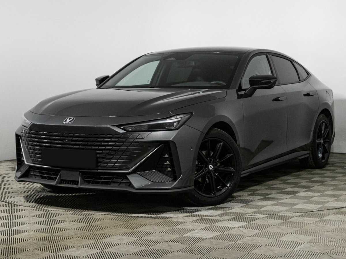 Changan UNI-V 2023 года с пробегом. Посмотреть фото