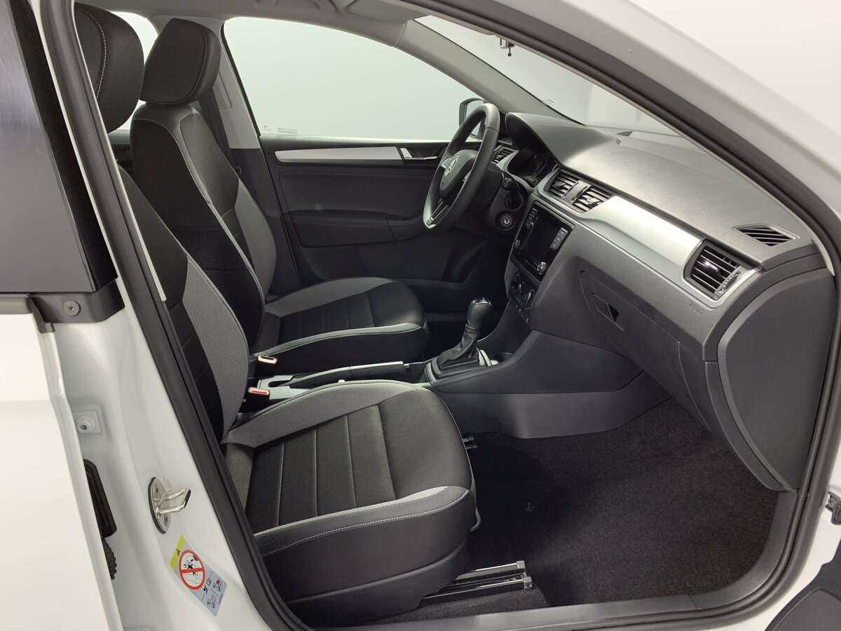 Skoda Rapid 2019 года с пробегом. Фото: #15