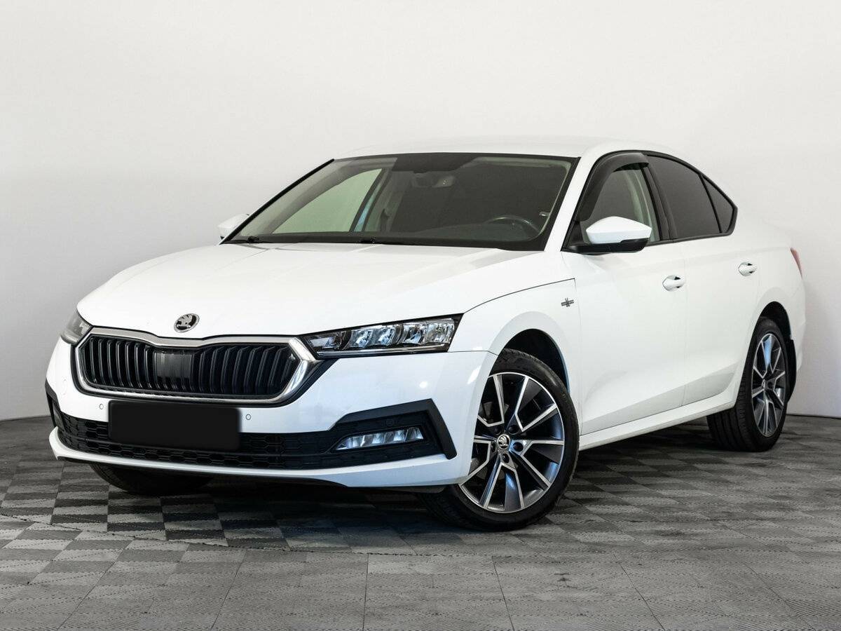 Skoda Octavia 2021 года с пробегом. Посмотреть фото