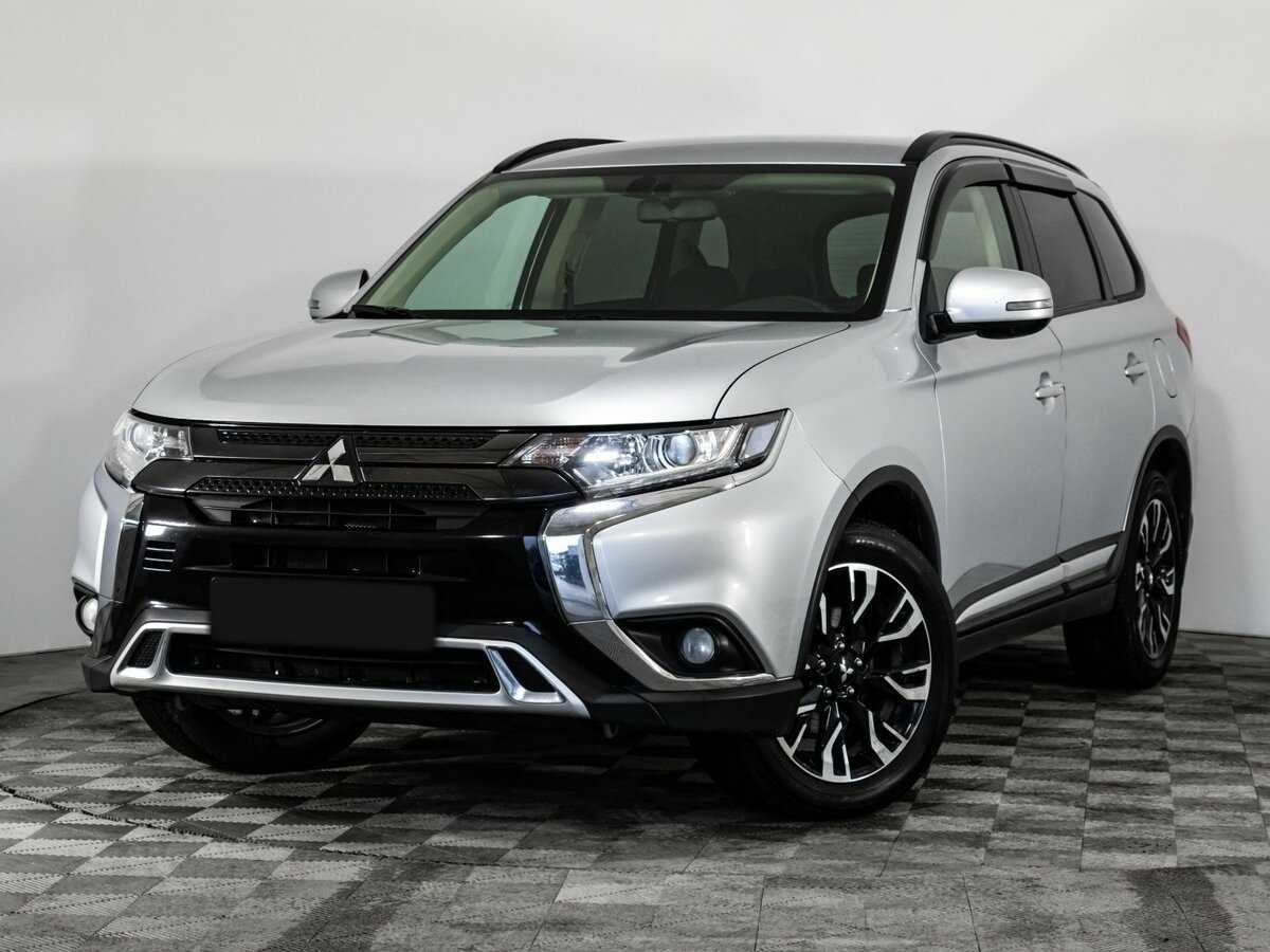 Mitsubishi Outlander 2021 года с пробегом. Посмотреть фото