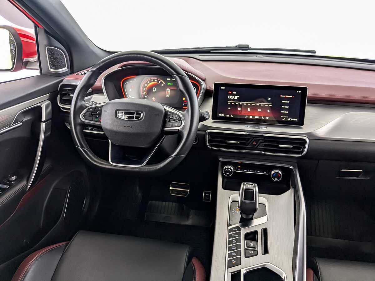 Geely Coolray 2021 года с пробегом. Фото: #23