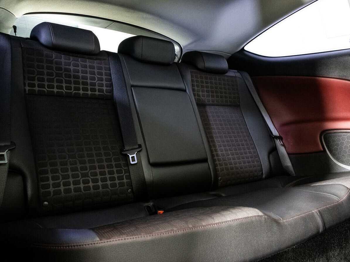 Opel Astra 2013 года с пробегом. Фото: #14