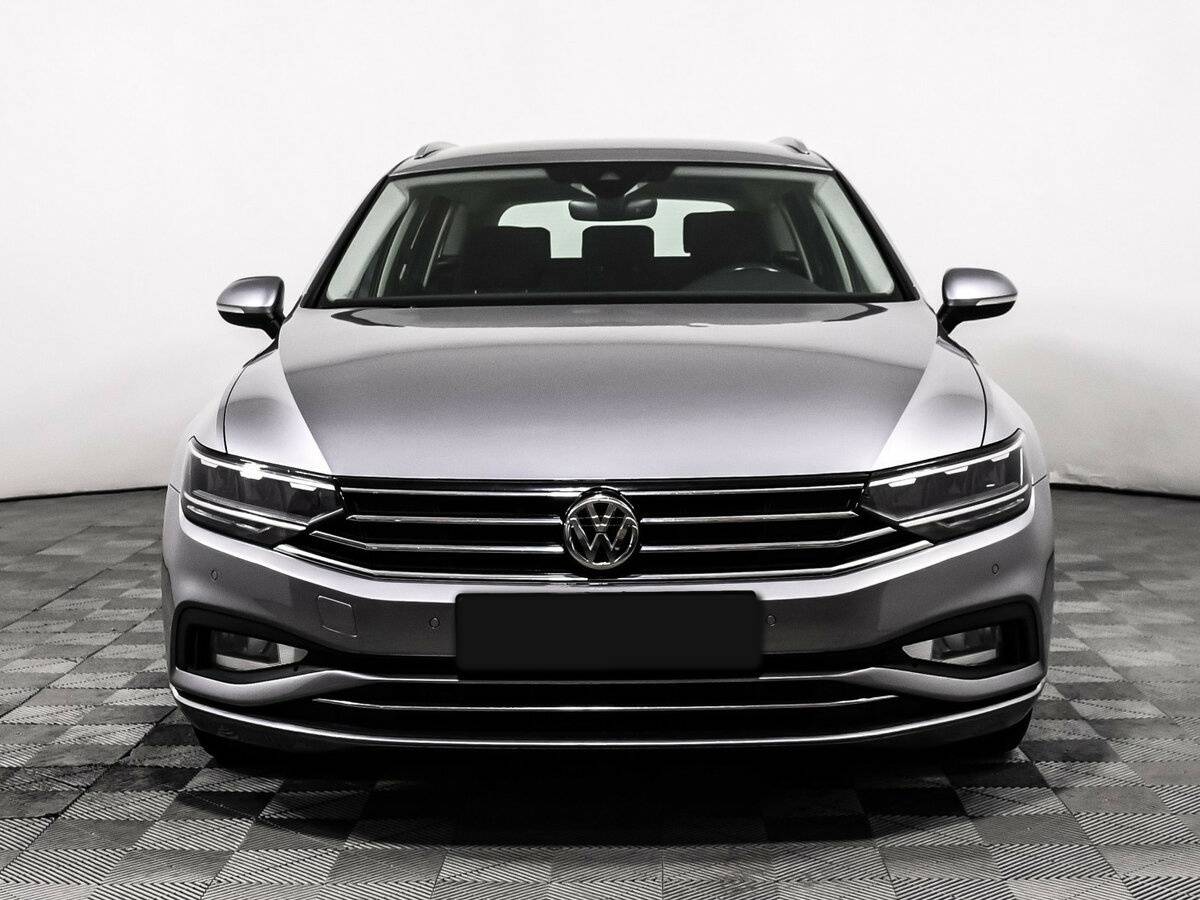 Volkswagen Passat 2019 года с пробегом. Фото: #1
