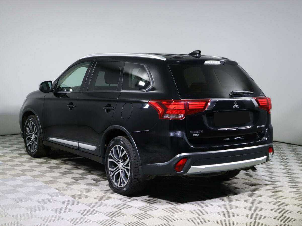 Mitsubishi Outlander 2018 года с пробегом. Фото: #6