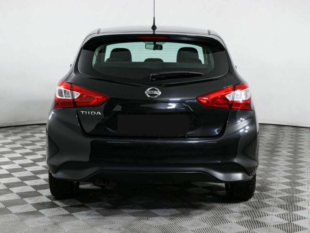 Nissan Tiida 2015 года с пробегом. Фото: #4