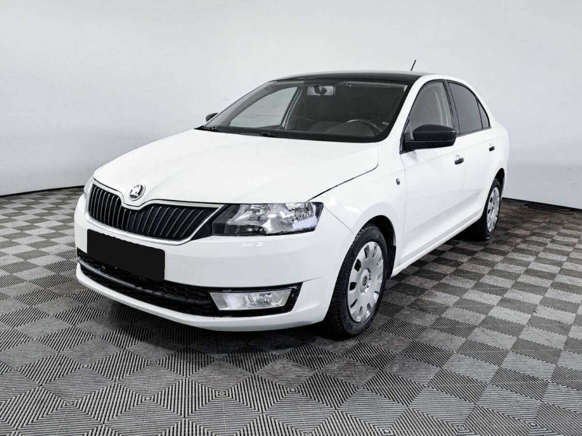 Skoda Rapid 2017 года с пробегом. Посмотреть фото