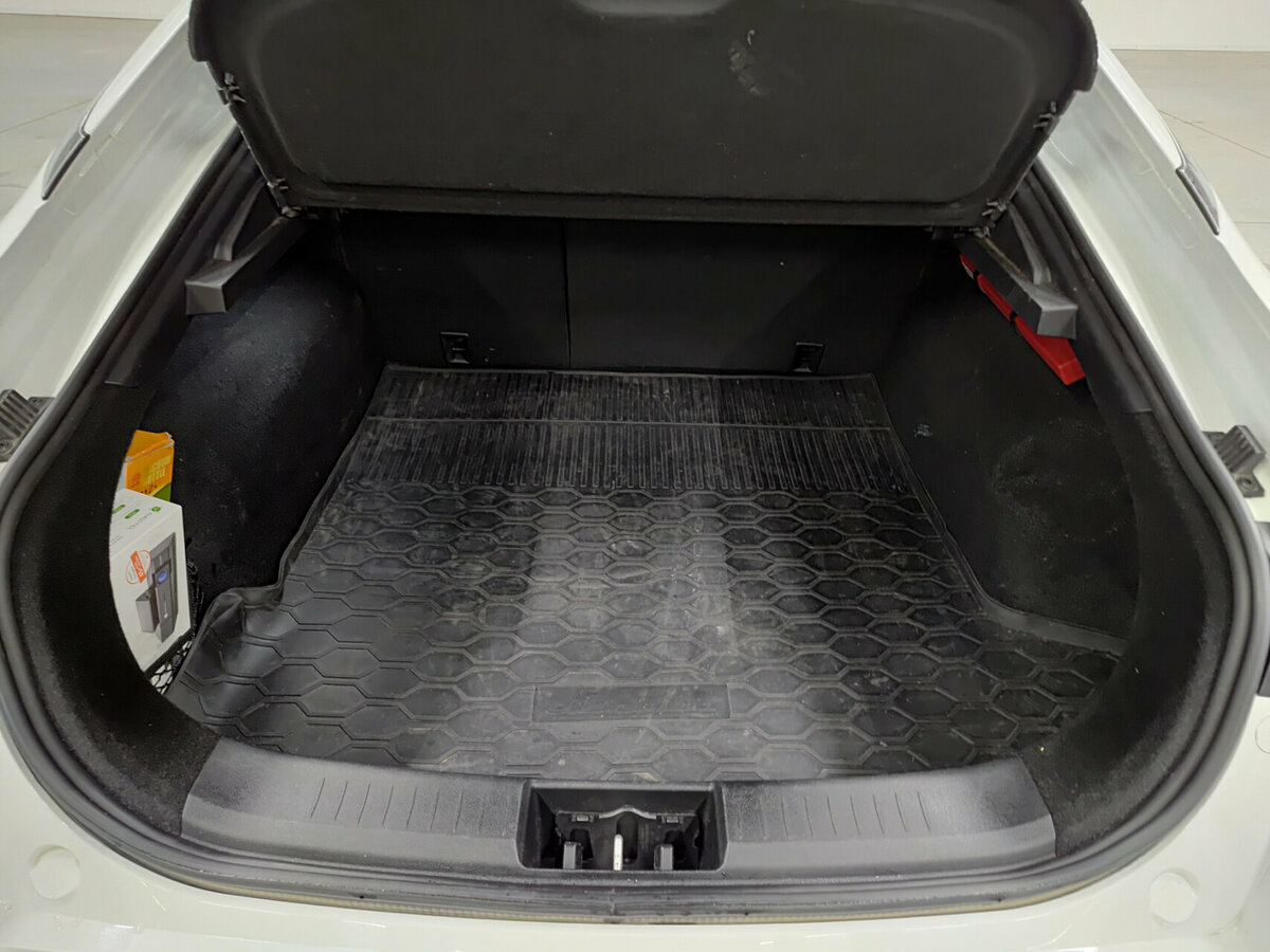 Москвич 6 2023 года с пробегом. Фото: #9