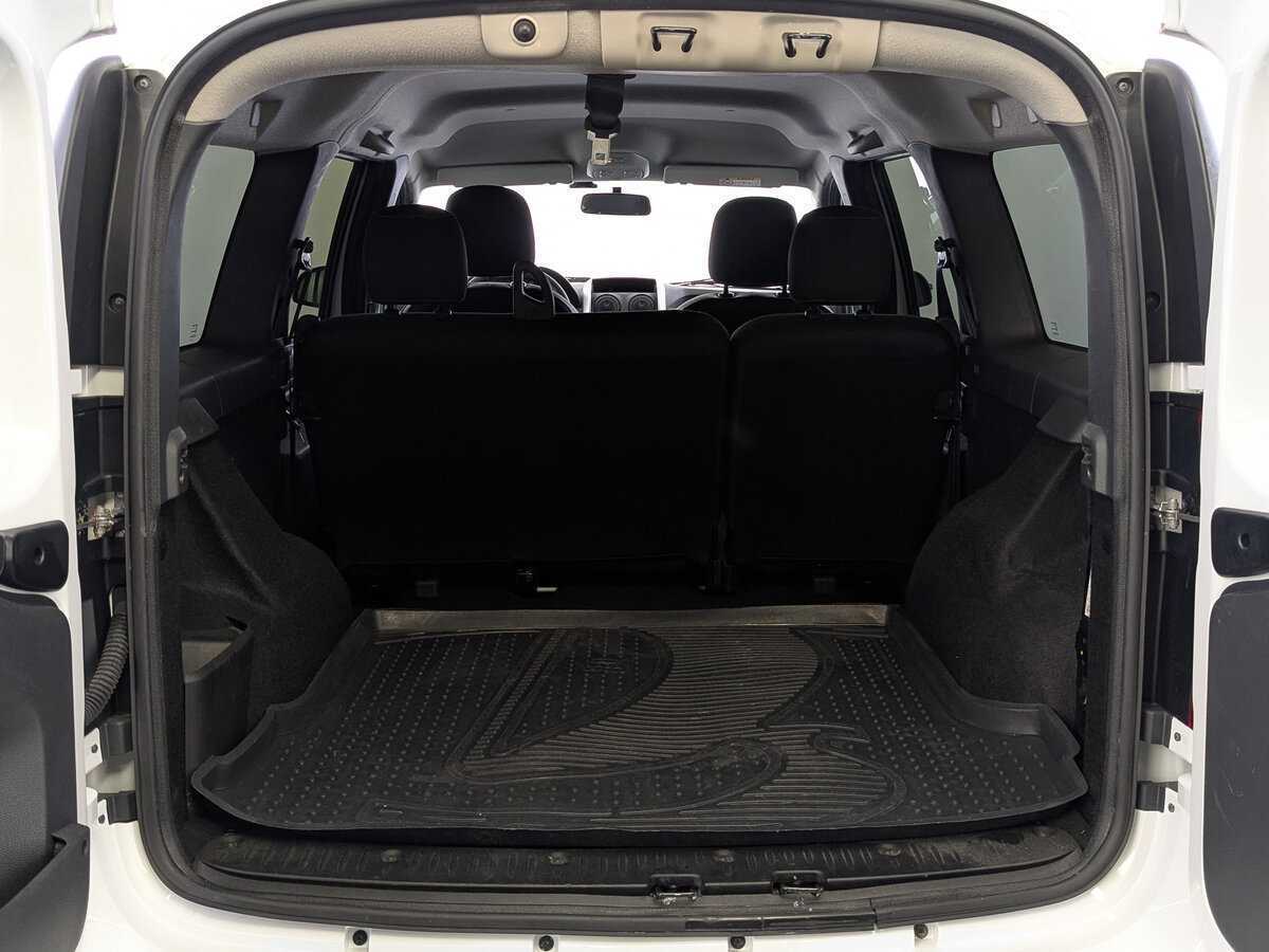 Lada (ВАЗ) Largus 2021 года с пробегом. Фото: #9