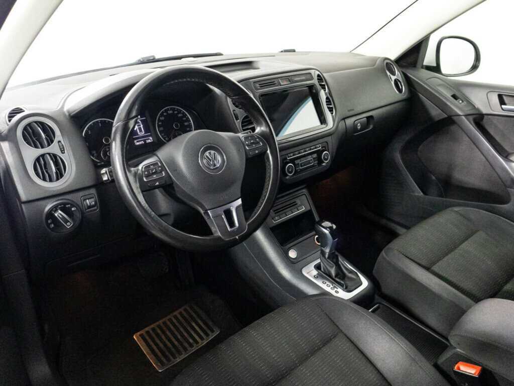 Volkswagen Tiguan 2012 года с пробегом. Фото: #10