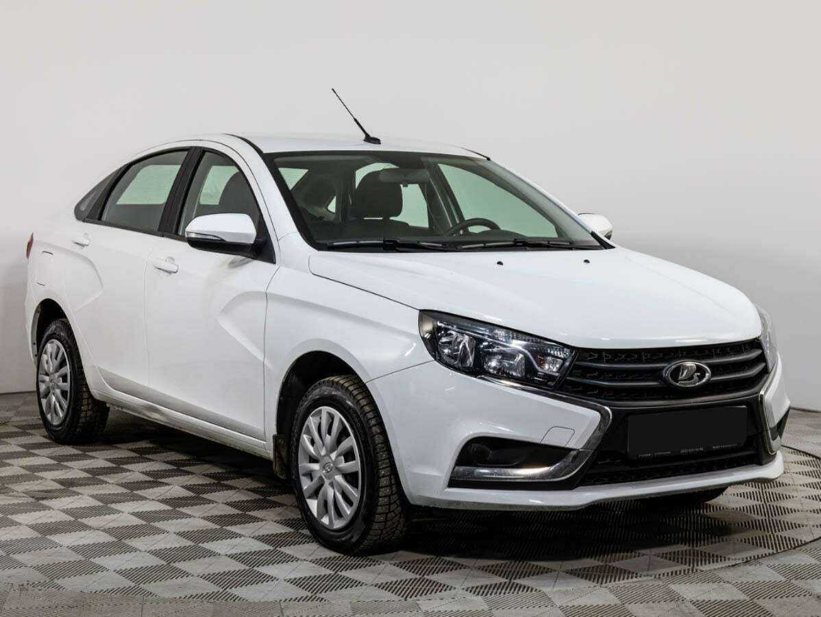Lada (ВАЗ) Vesta 2022 года с пробегом. Фото: #2