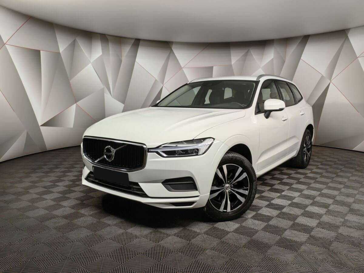 Volvo XC60 2019 года с пробегом. Посмотреть фото