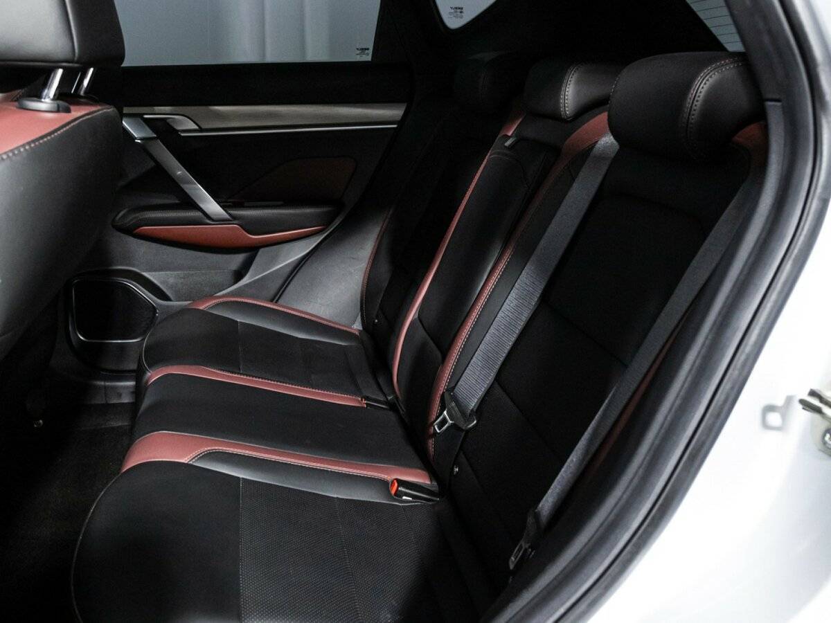 Geely Coolray 2021 года с пробегом. Фото: #9