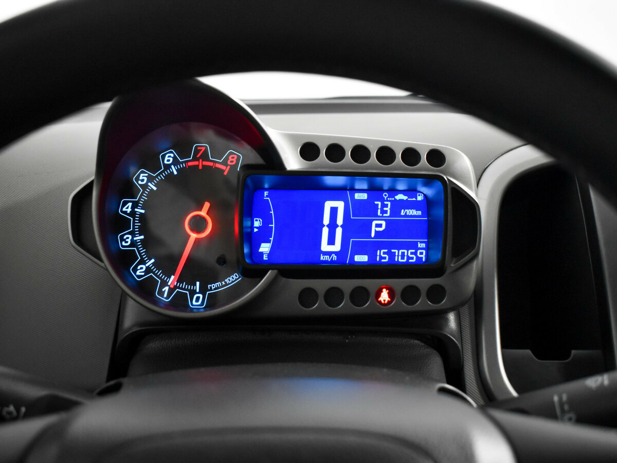 Chevrolet Aveo 2014 года с пробегом. Фото: #16