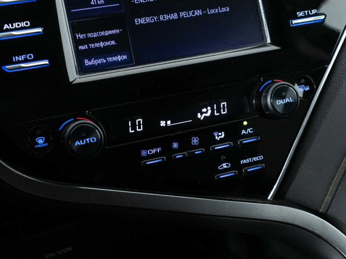 Toyota Camry 2021 года с пробегом. Фото: #16