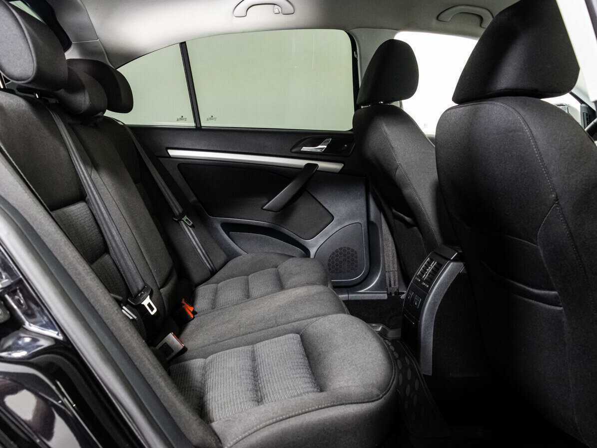 Skoda Octavia 2013 года с пробегом. Фото: #13