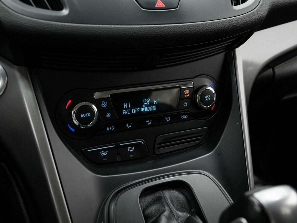 Ford Kuga 2015 года с пробегом. Фото: #19