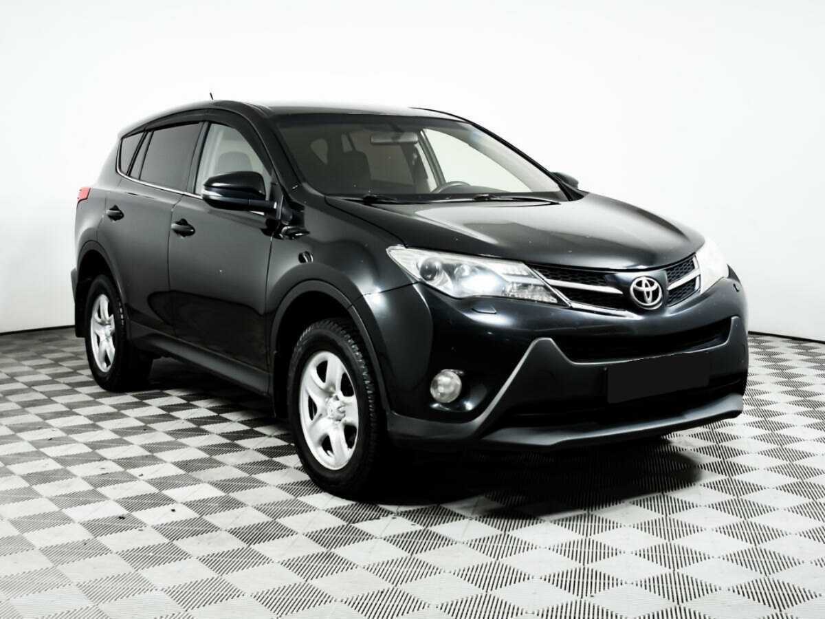 Toyota RAV4 2013 года с пробегом. Фото: #2