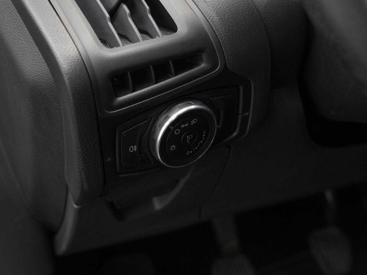 Ford Focus 2012 года с пробегом. Фото: #15