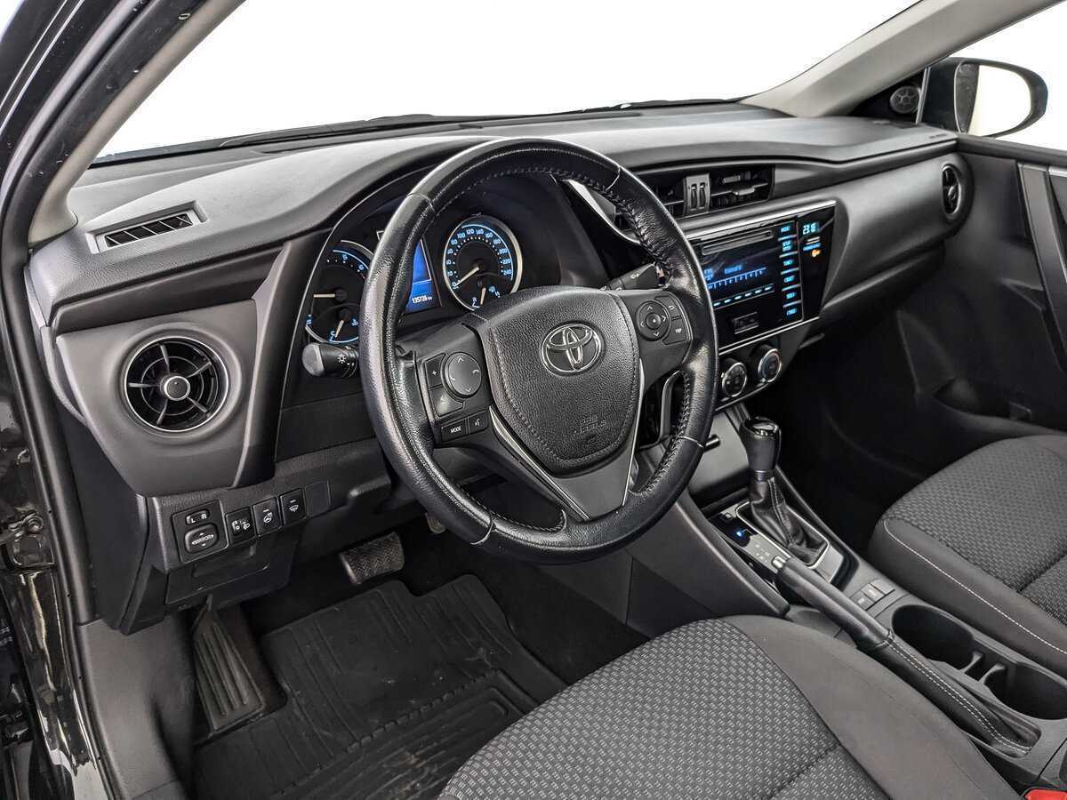 Toyota Corolla 2017 года с пробегом. Фото: #10