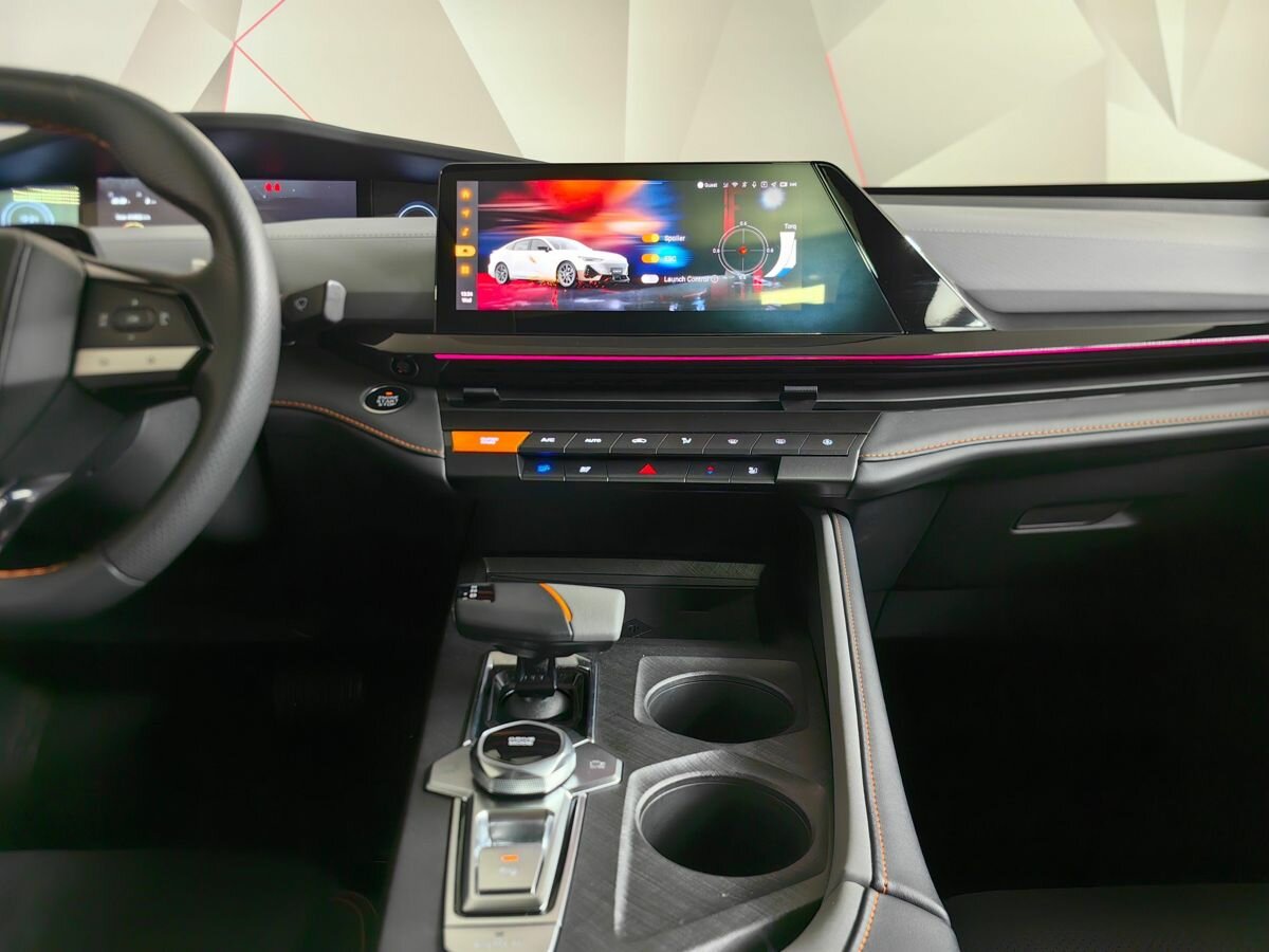 Changan UNI-V 2023 года с пробегом. Фото: #10