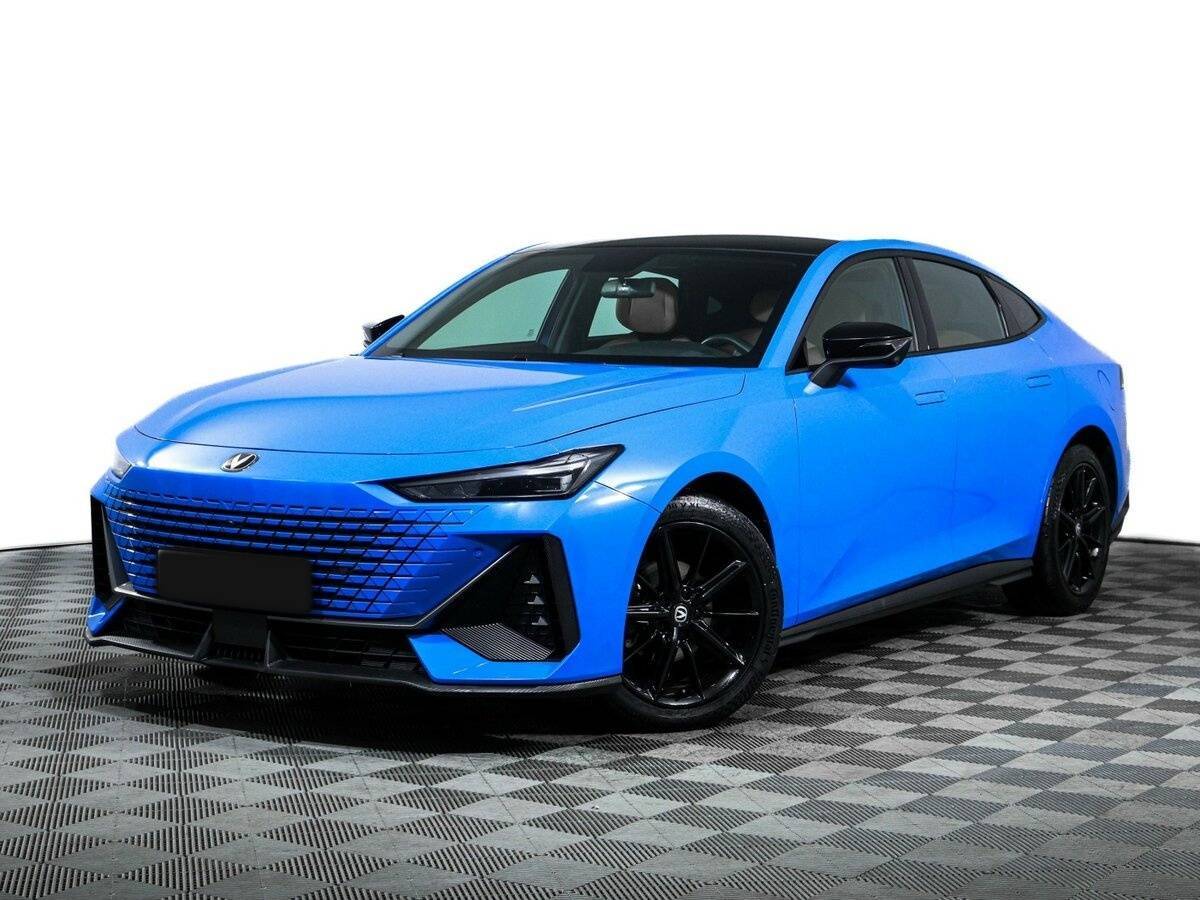 Changan UNI-V 2022 года с пробегом. Фото: #0