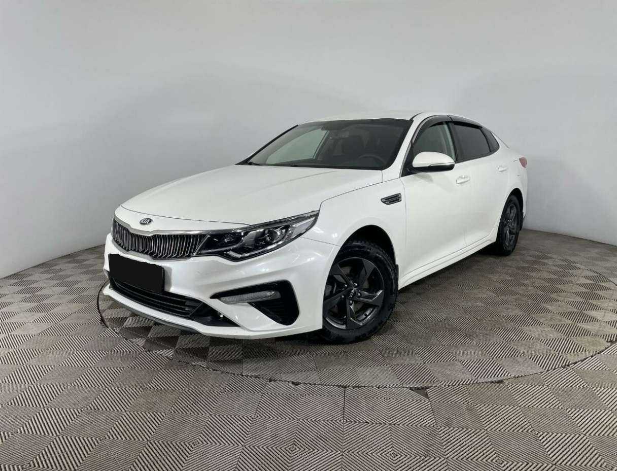 Kia Optima 2018 года с пробегом. Посмотреть фото
