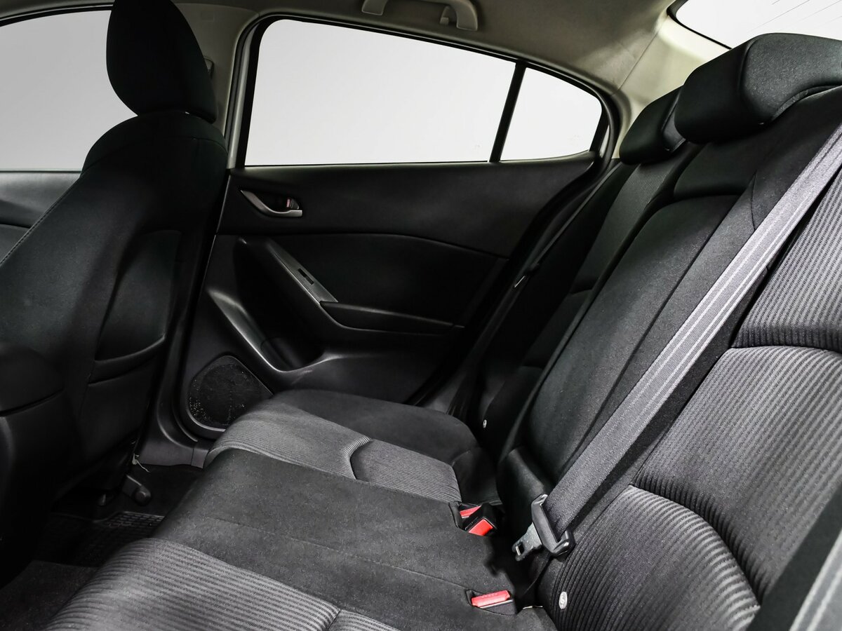 Mazda 3 2014 года с пробегом. Фото: #9