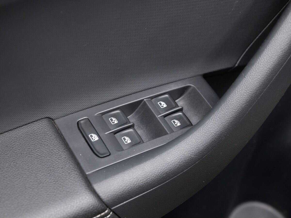 Skoda Rapid 2018 года с пробегом. Фото: #18