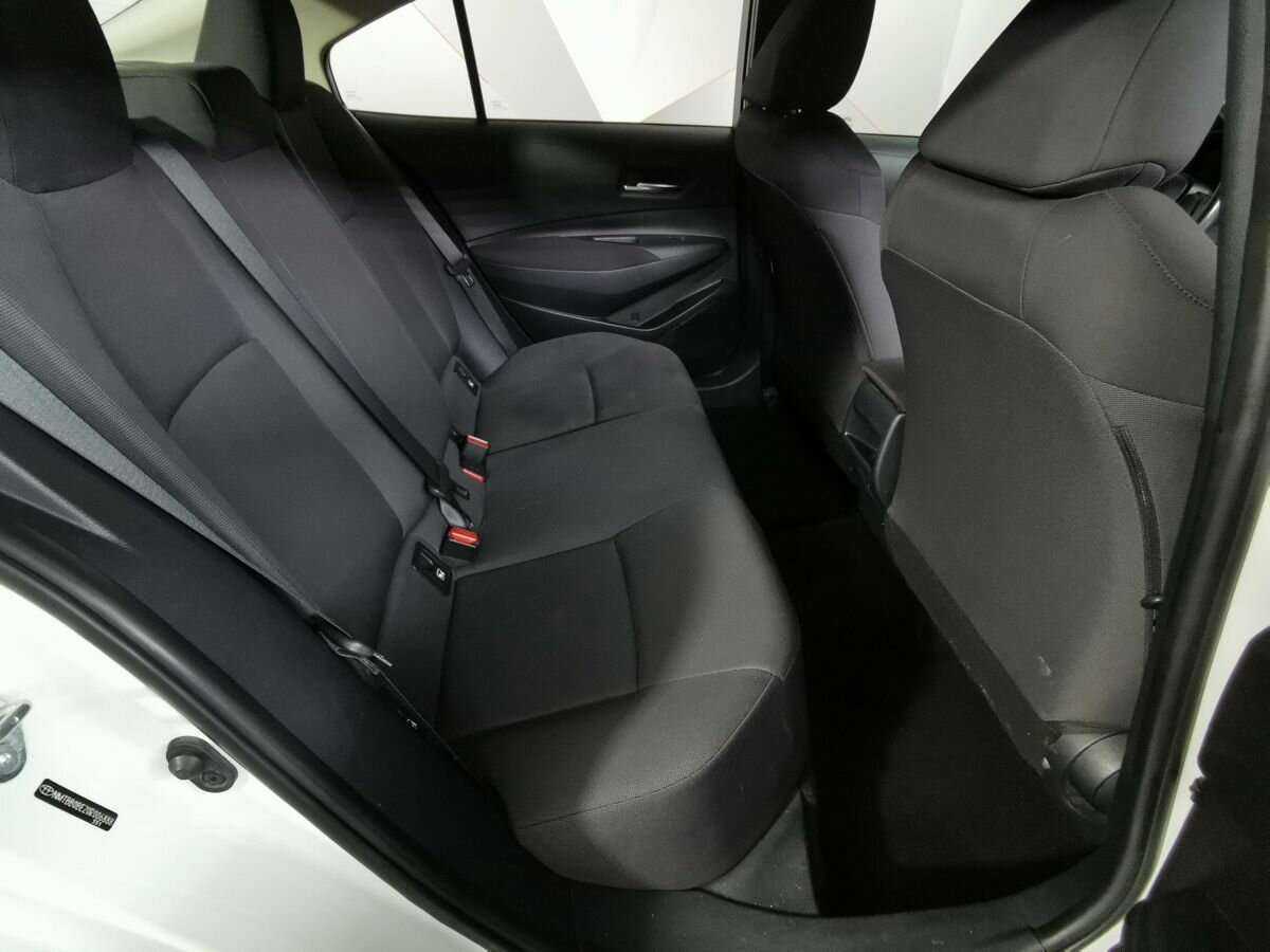 Toyota Corolla 2019 года с пробегом. Фото: #11