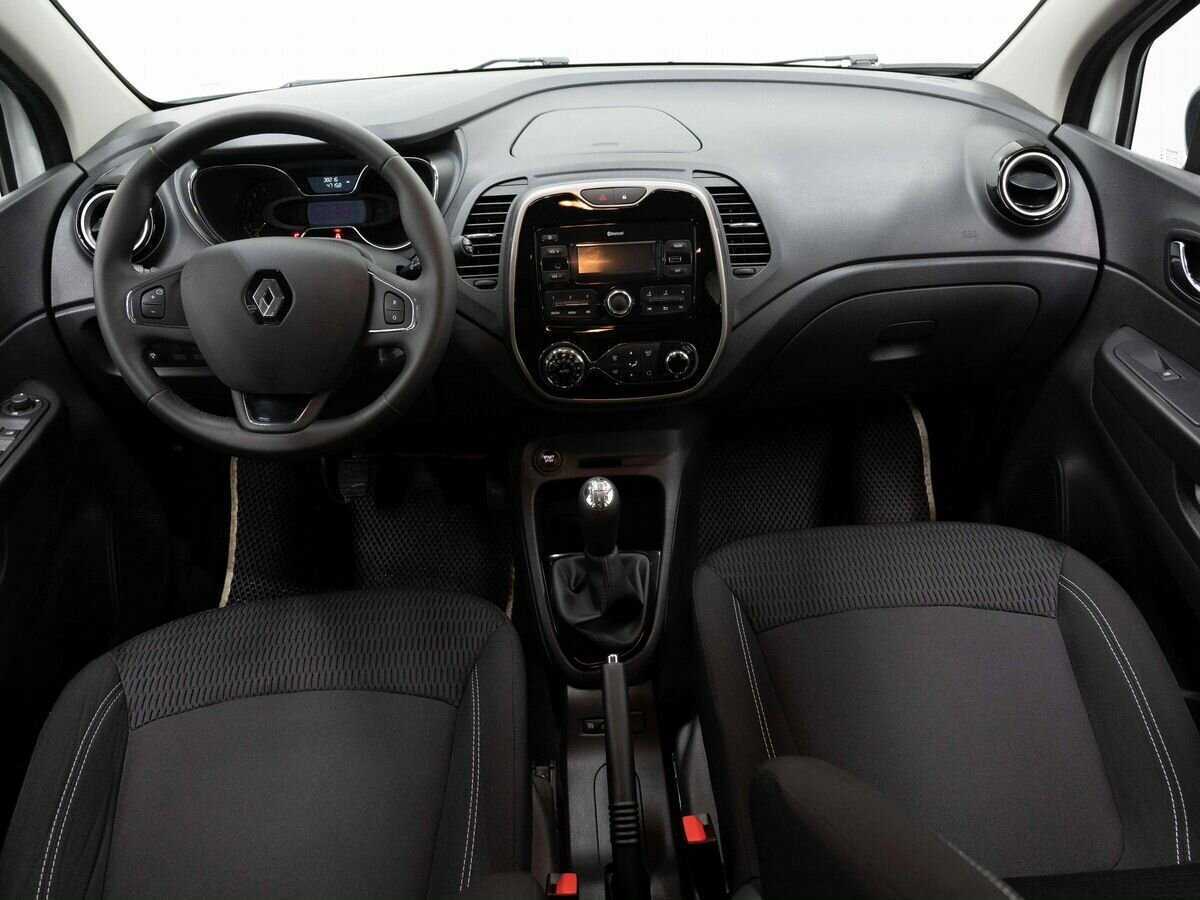 Renault Kaptur 2017 года с пробегом. Фото: #13