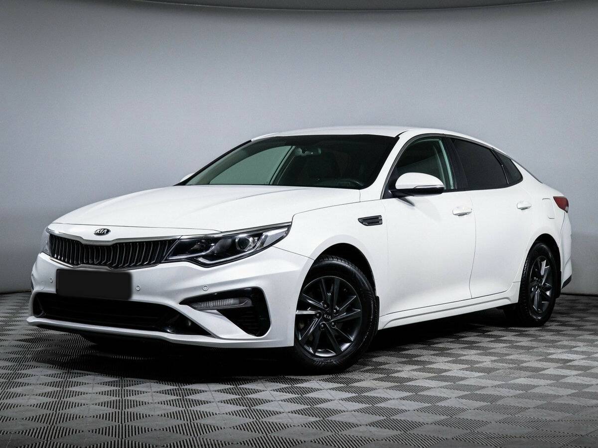 Kia Optima 2018 года с пробегом. Посмотреть фото