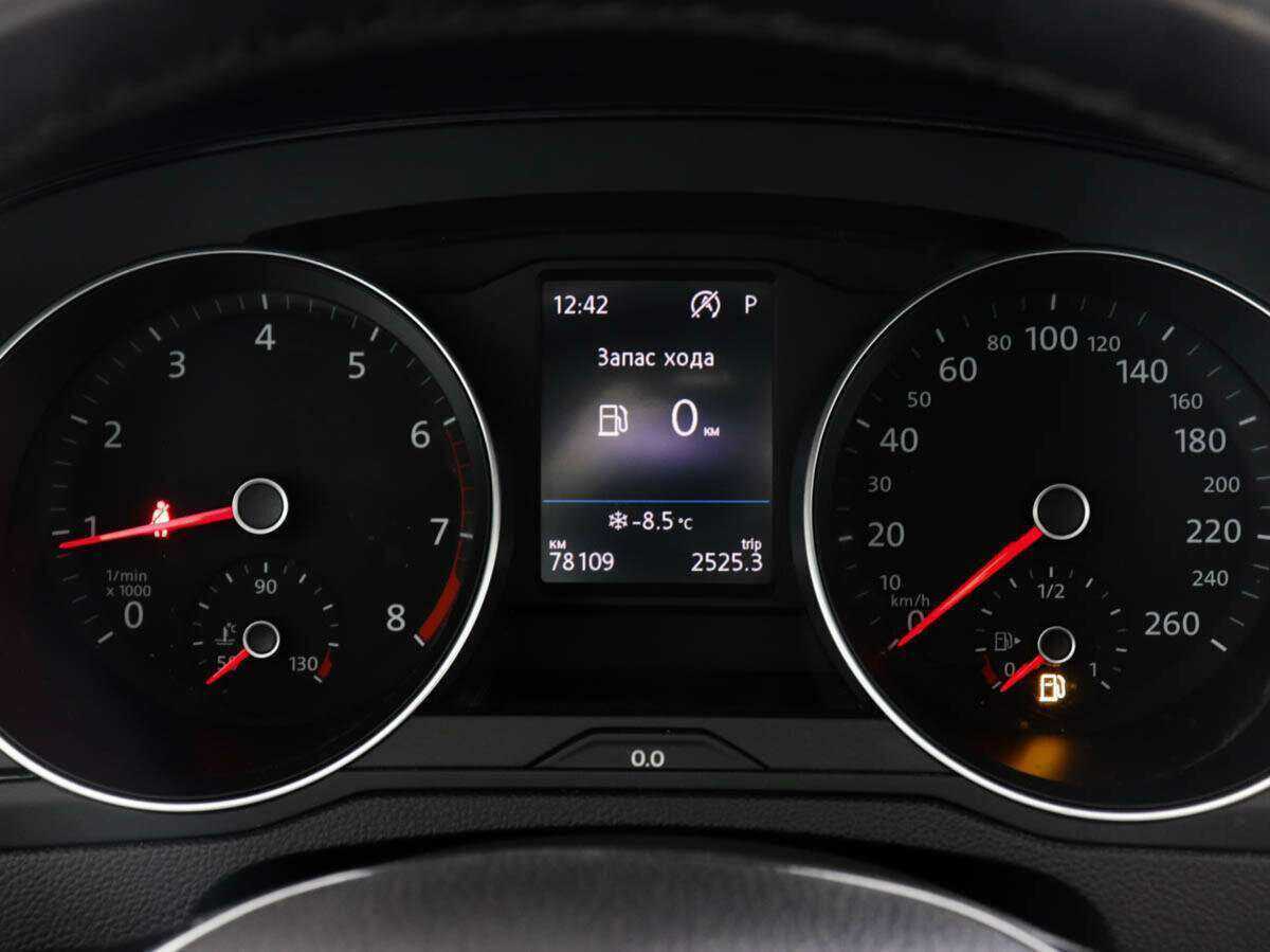 Volkswagen Passat 2016 года с пробегом. Фото: #11