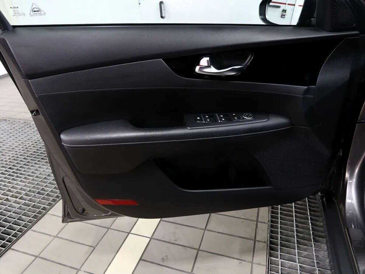 Kia Cerato 2021 года с пробегом. Фото: #5