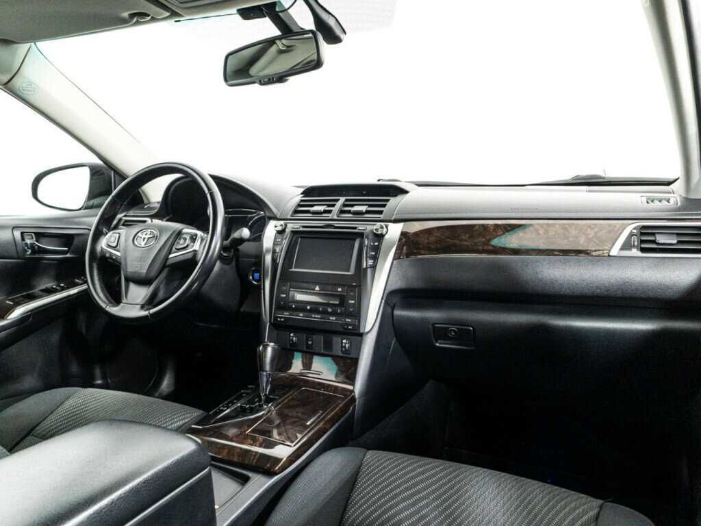 Toyota Camry 2015 года с пробегом. Фото: #8