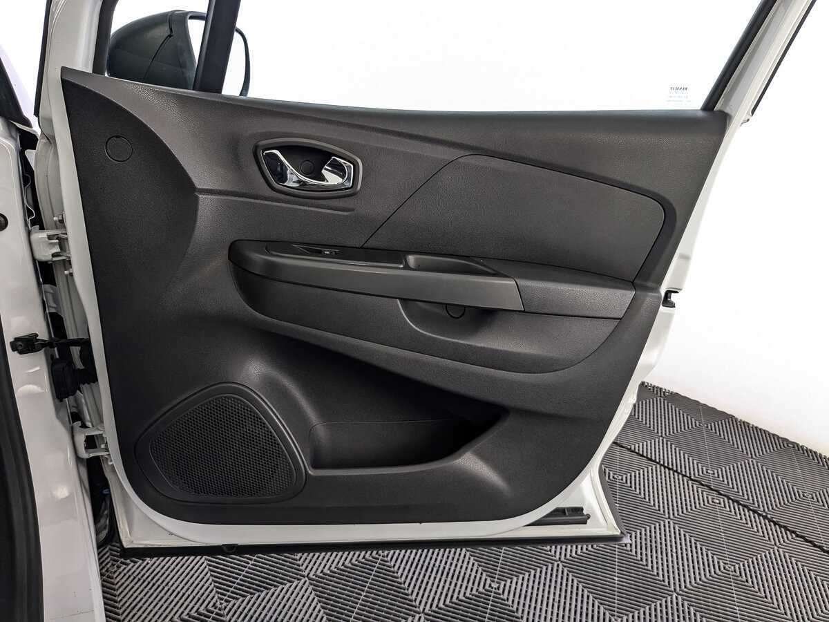 Renault Kaptur 2018 года с пробегом. Фото: #20