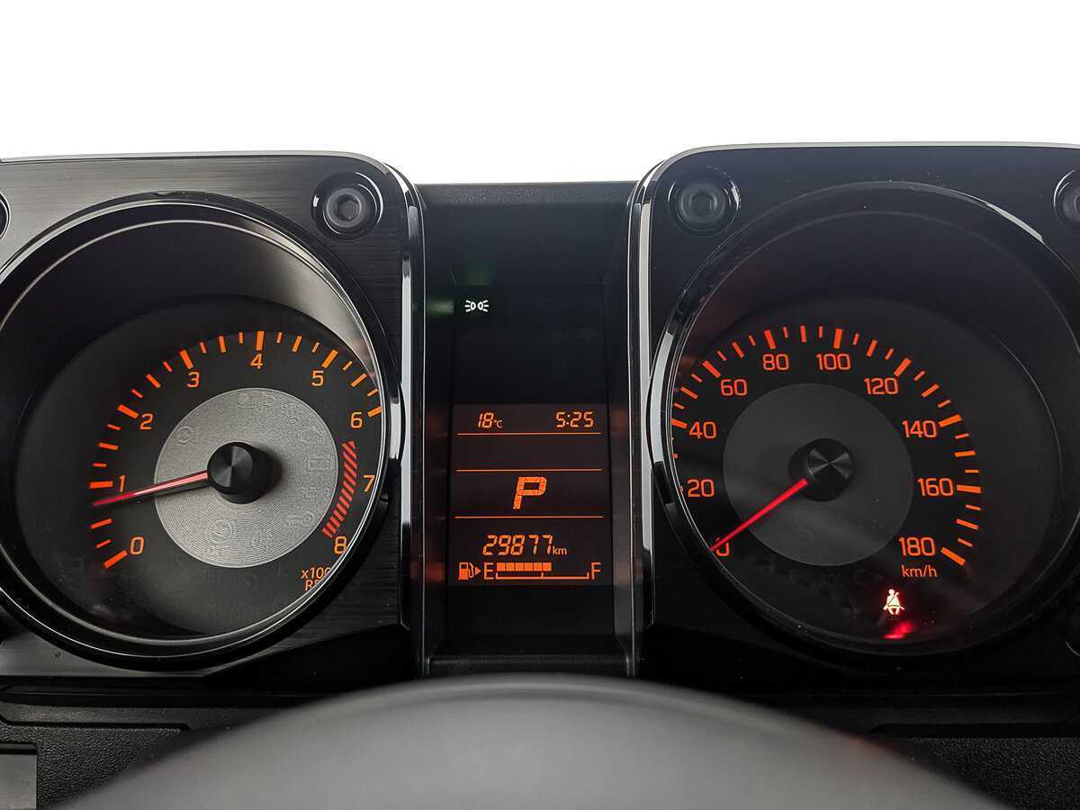 Suzuki Jimny 2021 года с пробегом. Фото: #15