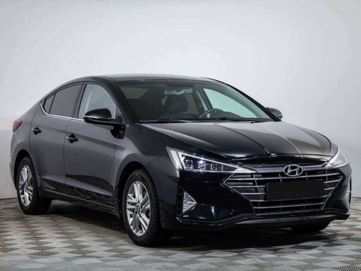 Hyundai Elantra 2019 года с пробегом. Фото: #1
