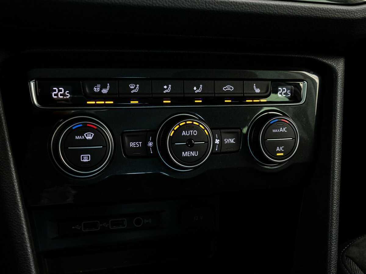 Volkswagen Tiguan 2019 года с пробегом. Фото: #12