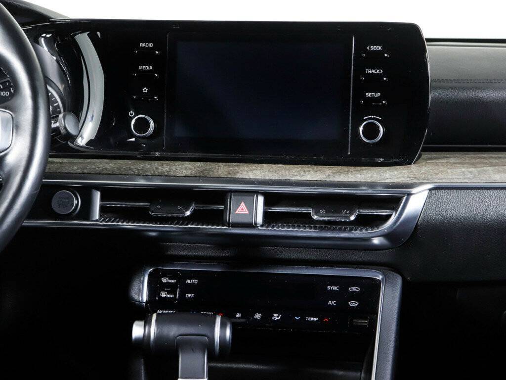 Kia K5 2020 года с пробегом. Фото: #13